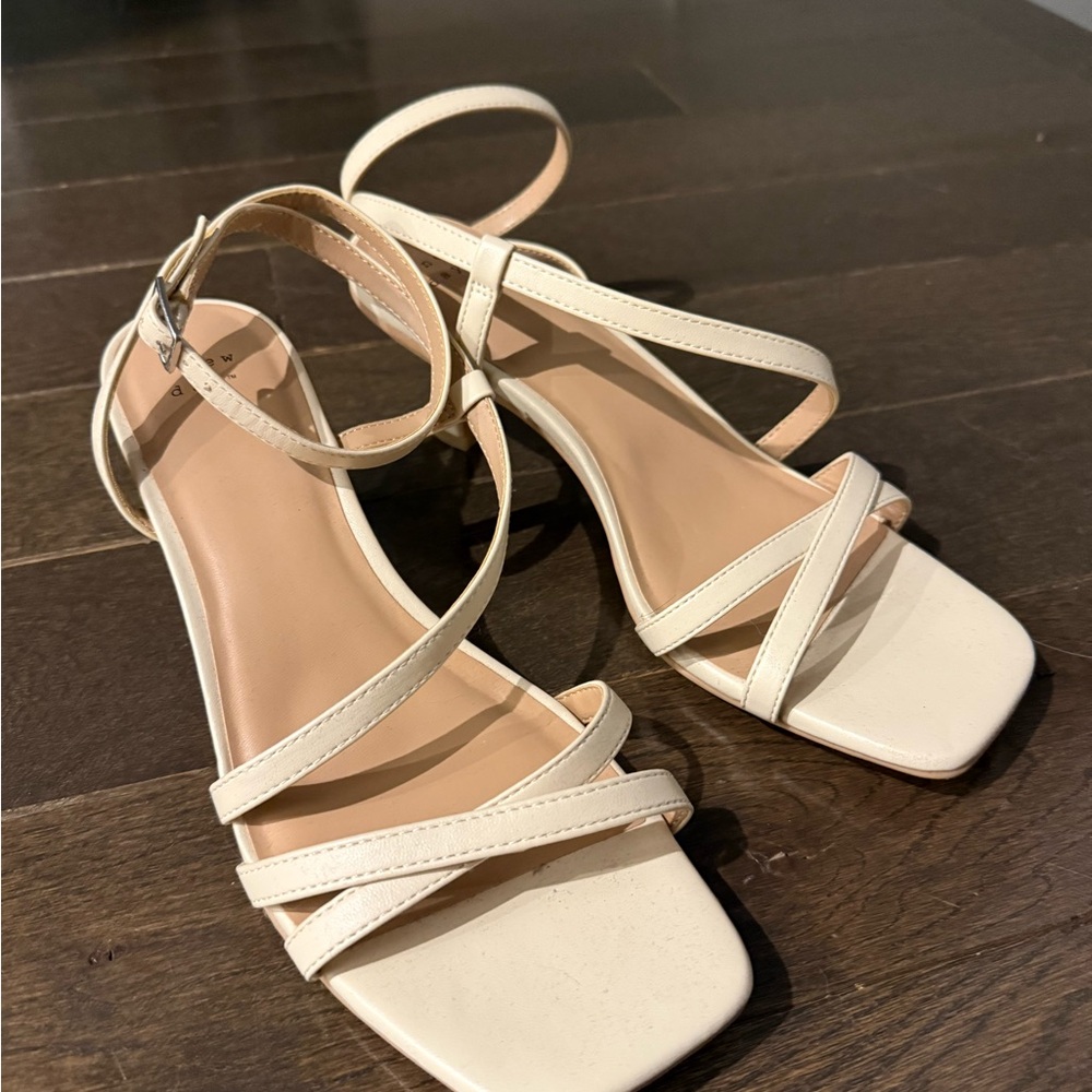 Elegant Cream Strappy Sandals